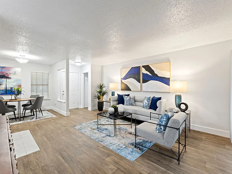 The Admiral Apartments — Photo 16