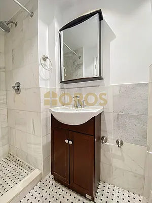 Rented by City Connections Realty | media 35