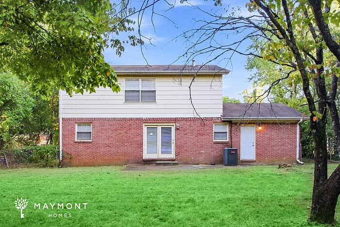 3 bed, 1.5 bath, 1625 sqft, $1,430 — Photo 3