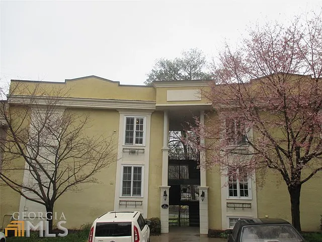 1445 Monroe Dr NE #25E photo 1