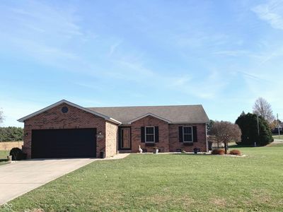 1004 Gray Squirrel Dr, Pendleton, IN, 46064