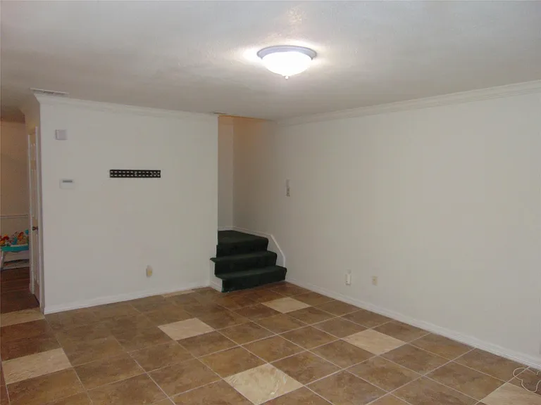 8603 Rustling Leaves Dr — Photo 11