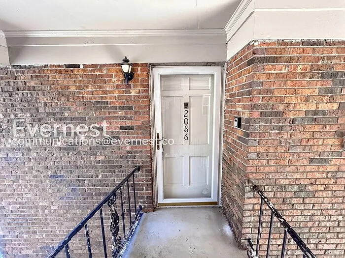 2086 Montreat Cir — Photo 14
