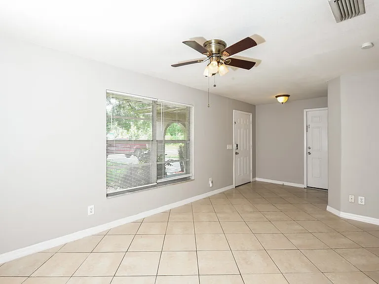 631 Fernandina St NW — Photo 4