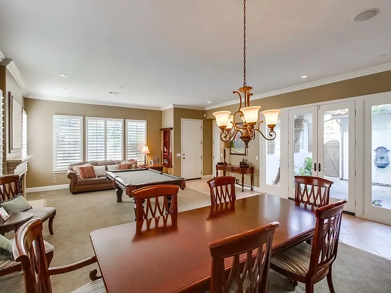 9673 Deer Trail Dr — Photo 3