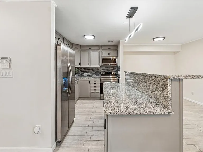 434 McGill Pl NE — Photo 9