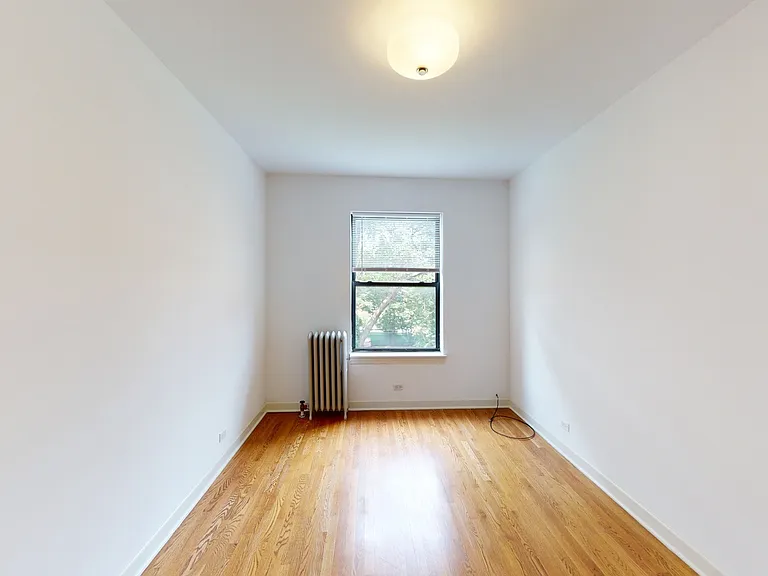5326-5336 S. Greenwood Avenue — Photo 15
