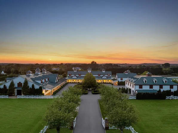 (undisclosed Address), Bridgehampton, NY 11932