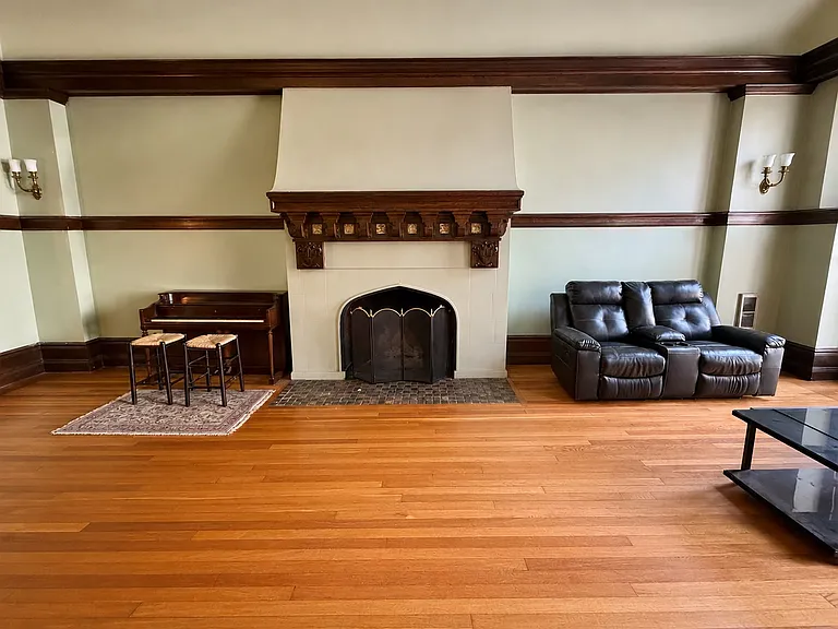 167 2nd St #1 — Photo 5