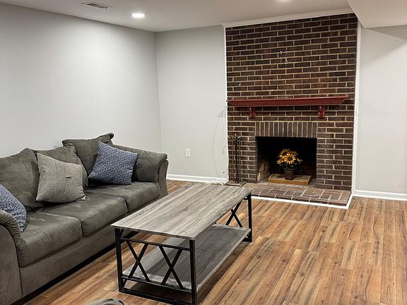 5th image of 14327 Southgate Ct