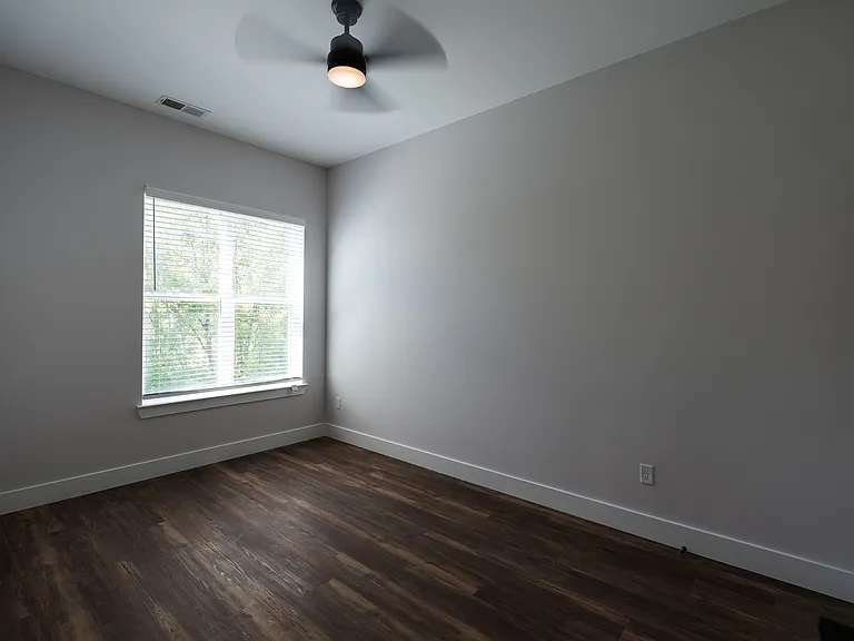 Seven 50 MLK — Photo 12