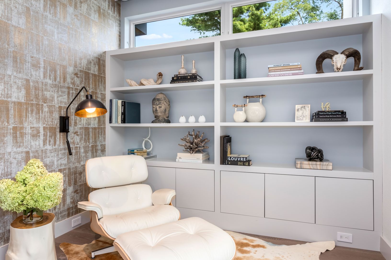  Primary Bedroom Sitting Area