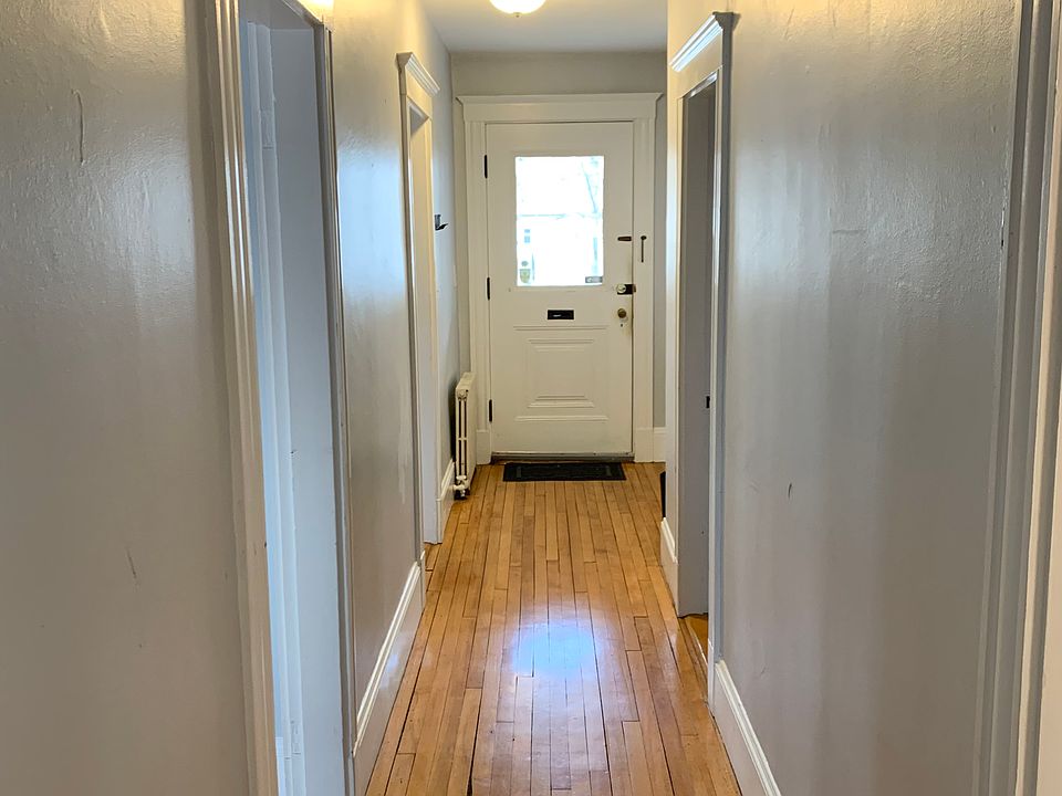 1st image of 95 Putnam St #1