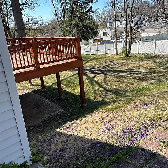 829 Lesparre Dr — Photo 28