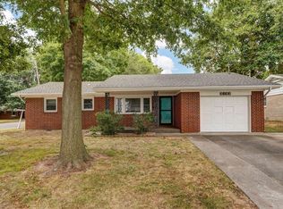 2153 N Link Ave, Springfield, MO 65803