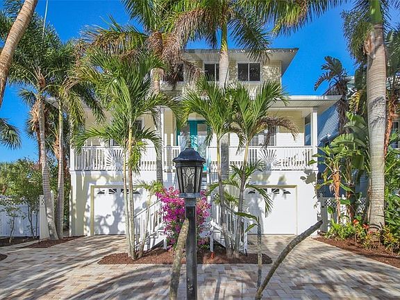 2nd image of 5424 Avenida Del Mare