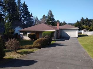 1006 Azalea Ave, McKinleyville, CA 95519