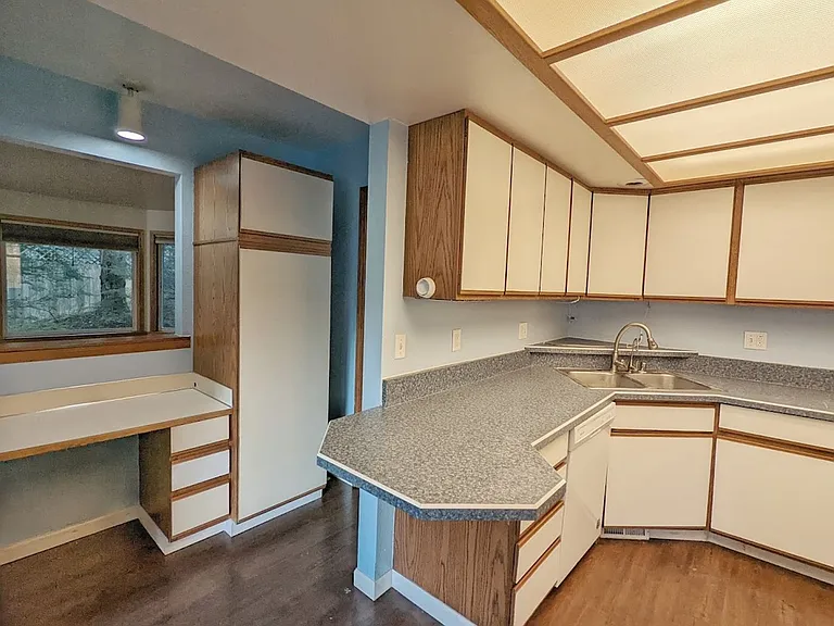 4513 Chelsea Ct — Photo 7