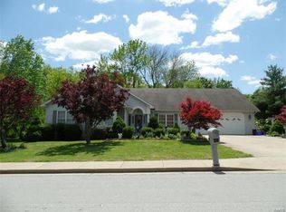 808 Winchester Dr, Rolla, MO 65401