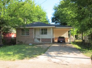 2209 4th Ave S, Columbus, MS 39701