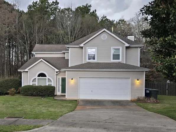 104 Bristol Ct SW, Huntsville, AL 35824