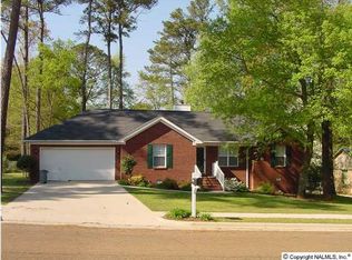 125 Lamirda Ct, Huntsville, AL 35810