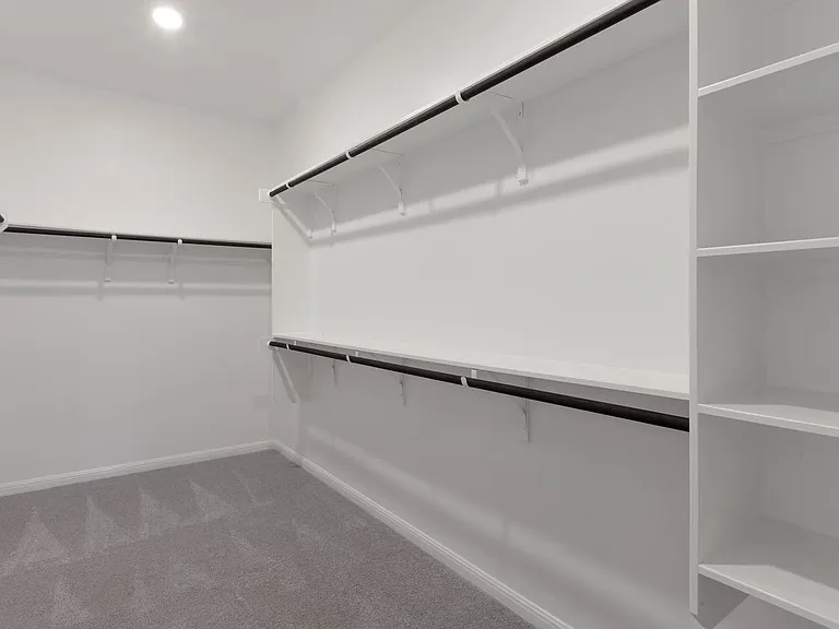 309 Barton Oak Trl — Photo 14