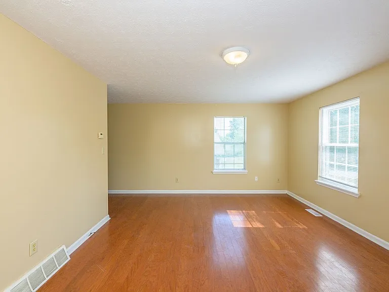 803 Candice Ave #D — Photo 6