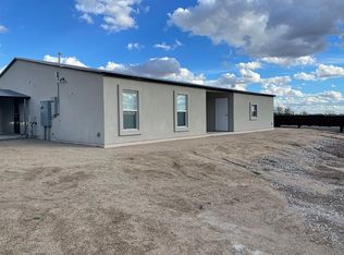 42605 N 6th Ave, New River, AZ 85087