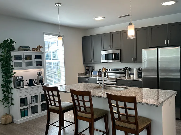 5520 Primary Dr — Photo 2