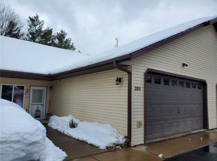200 Jon Ct, Spooner, WI 54801
