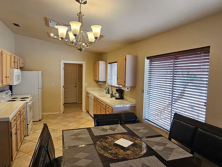 3051 Simitan Dr — Photo 9