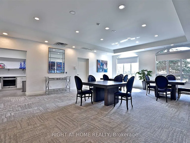 29 Northern Heights Dr #401 — Photo 13