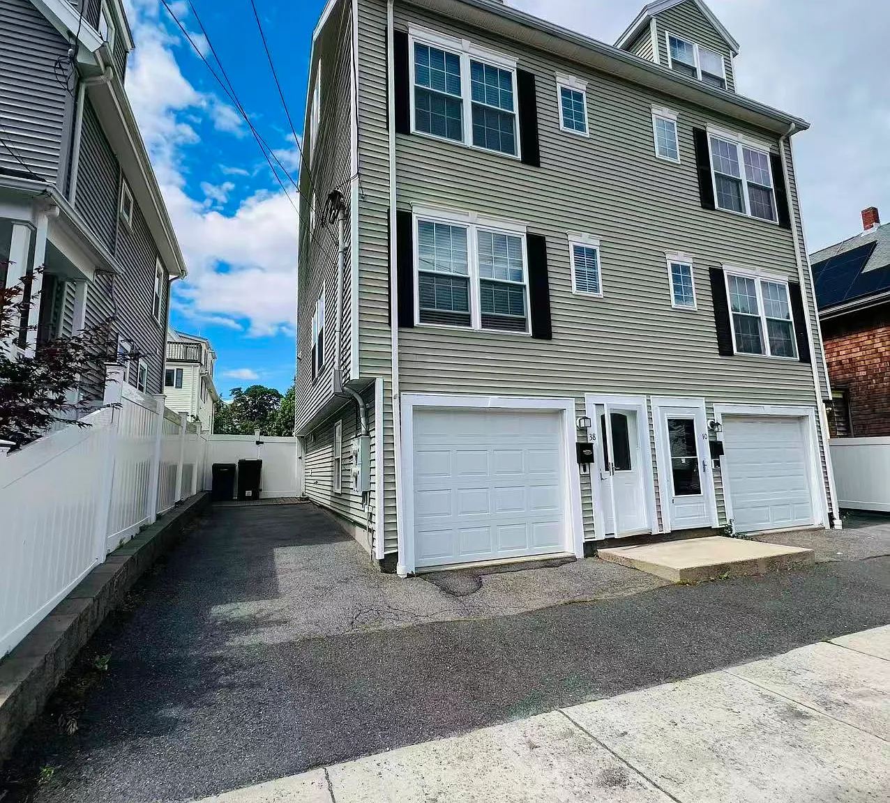 3 bed, 1648 sqft, $3,600 — Photo 1
