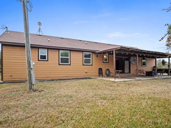 652 Rabbit Run Rd, Aransas Pass, TX 78336