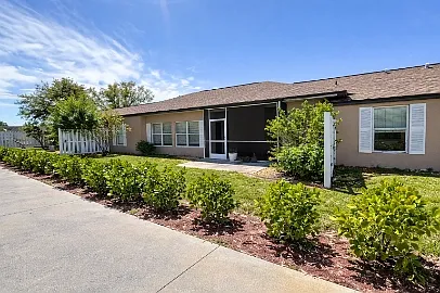 213 Rotonda Blvd W #B — Photo 11