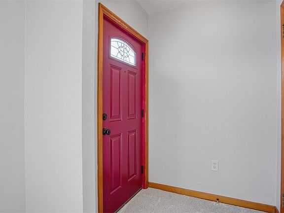 4th image of 2120 Pococen Dr