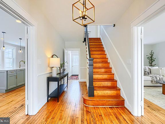 4th image of 17011 Troyer Rd