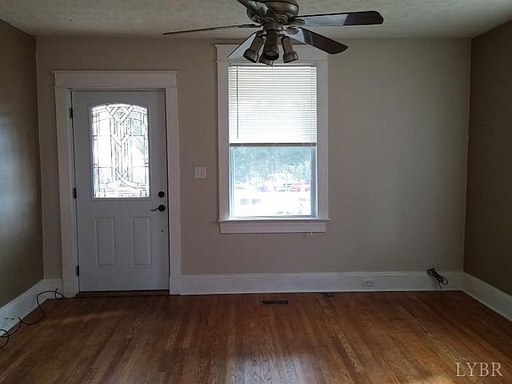 3rd image of 1821 Pocahontas St