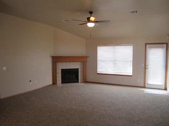 5th image of 13313 Mayberry Pl