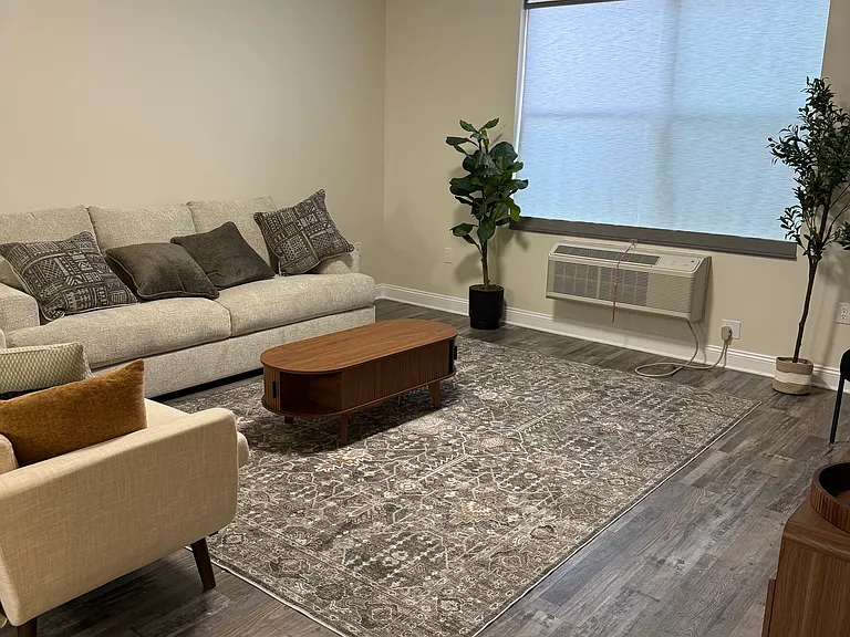 6400 Jefferson St #206 — Photo 6
