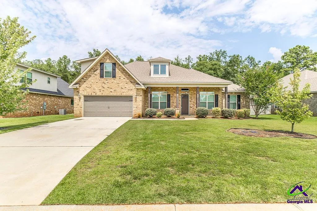 5 bed, 4.0 bath, 2570 sqft, $2,700 — Photo 4