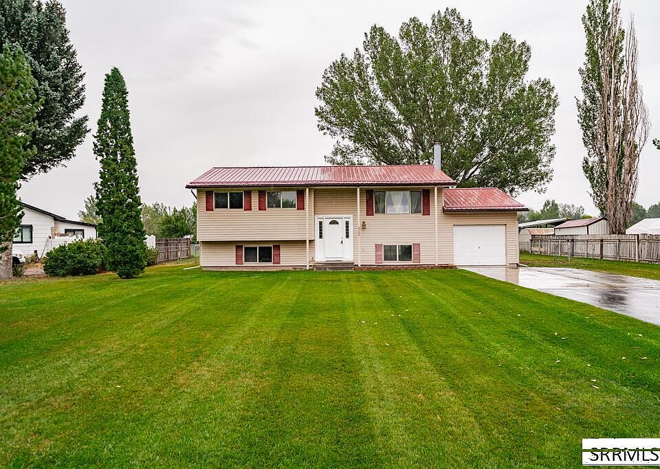 1st image of 6764 N Jennifer Ln
