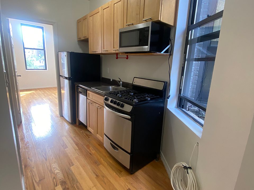1st image of 221 E 32nd St APT 19
