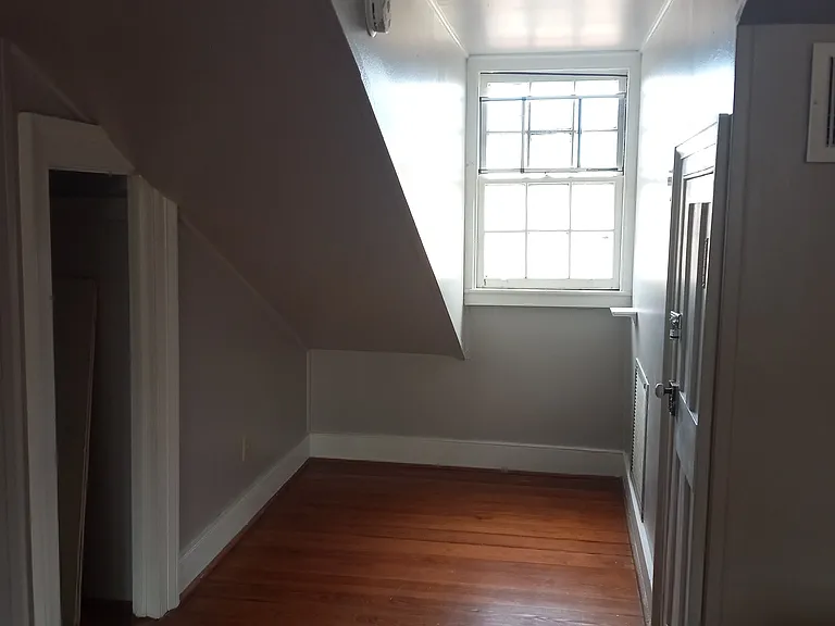 514 Madison St #9 — Photo 18