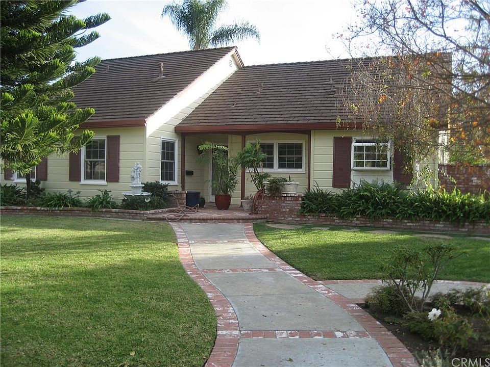 1st image of 16254 Janine Dr