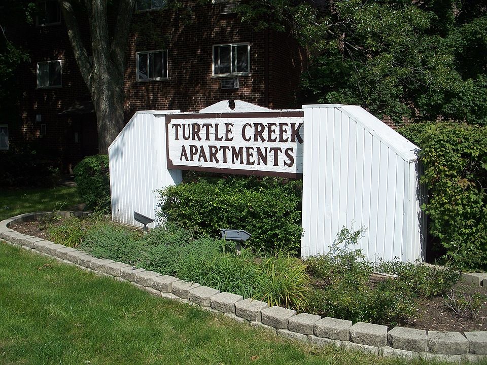 1st image of 1302 E Turtle Creek Cir #C