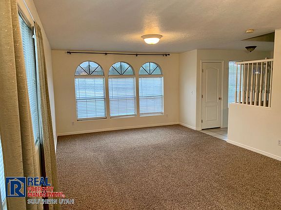 4th image of 1157 N 1570 W #28