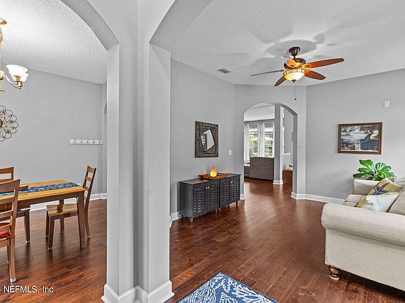 5th image of 424 Buckhead Court St