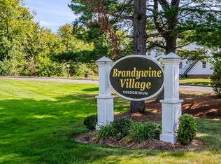 72 Brandywine Ln #72, Suffield, CT 06078